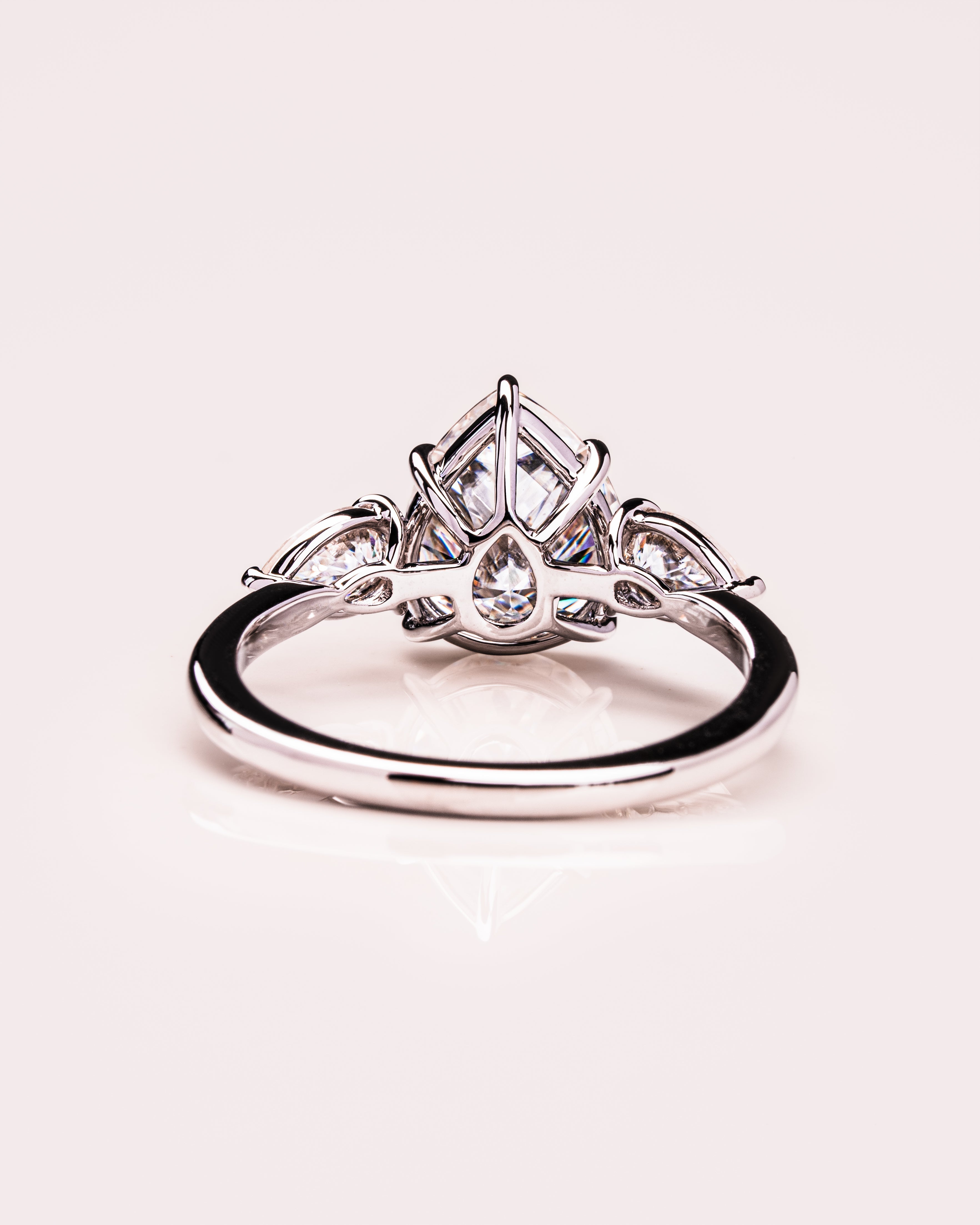 Nicola - Pear | Silver 16k