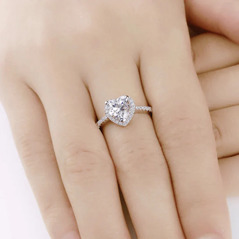 Coralia Amouré Ring | White Gold 18k