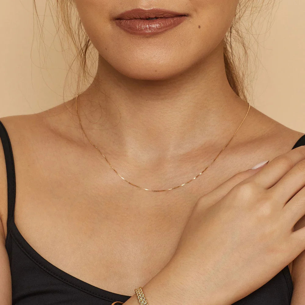Bodega Box Necklace | Gold 18k