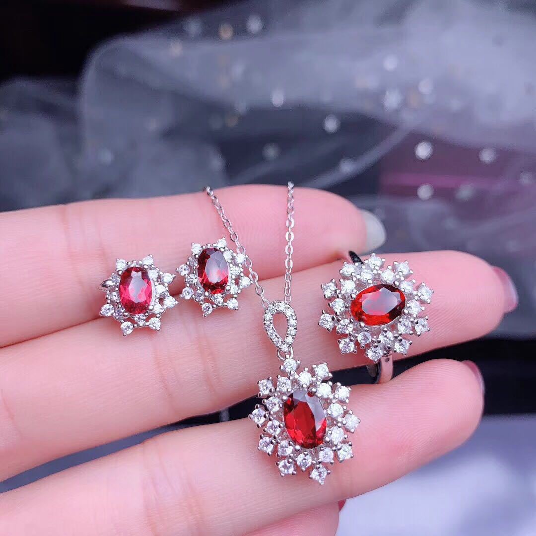 Rubina Tessalyn Set | White Gold 14k