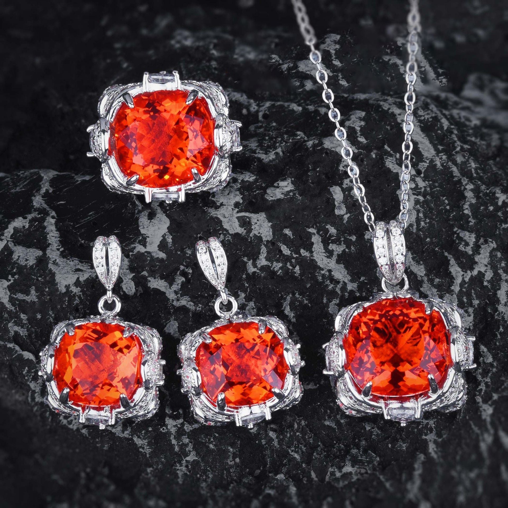 Velora Thandrelle Orange Set | White Gold 14k