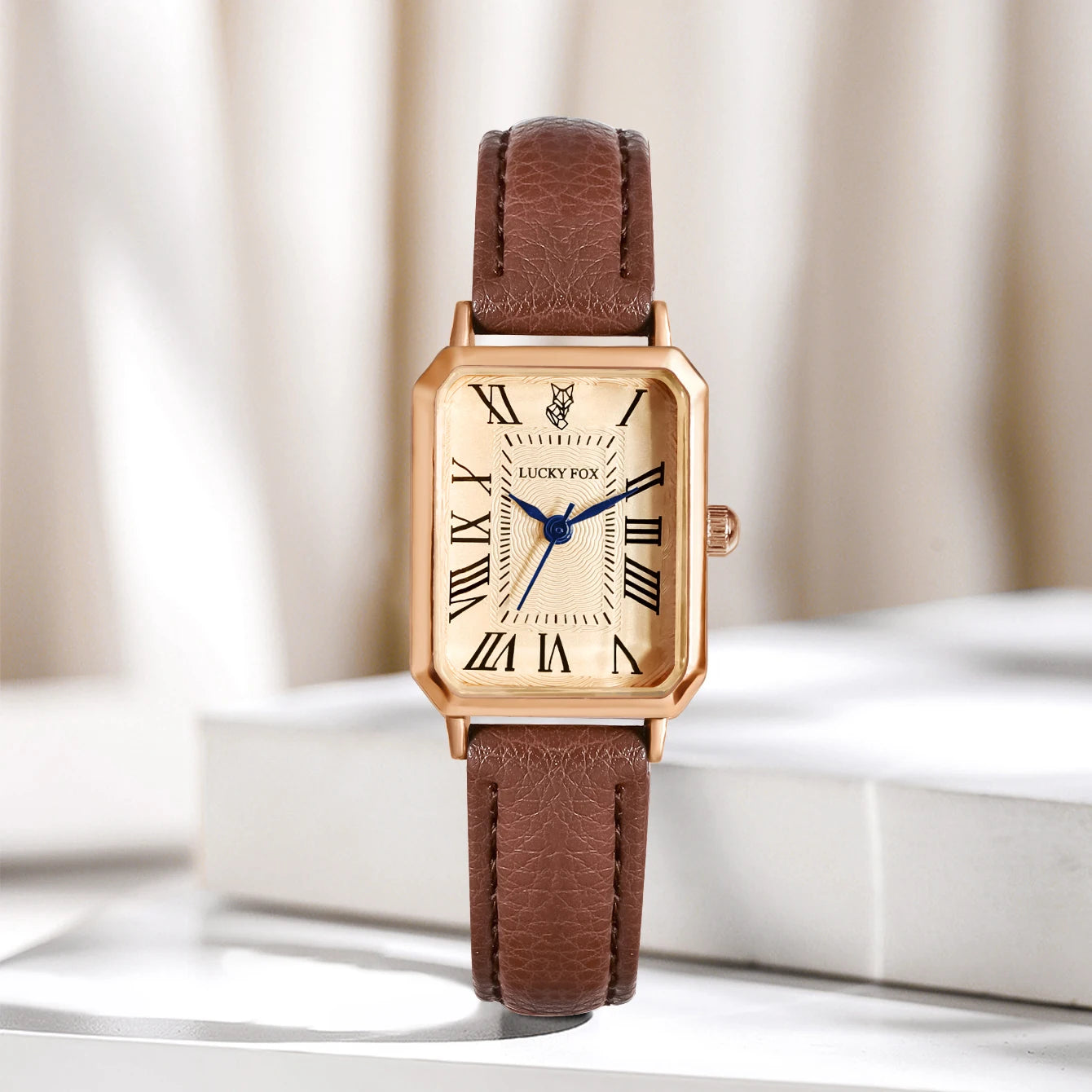 Women's Retro Fashion Digital Watch
