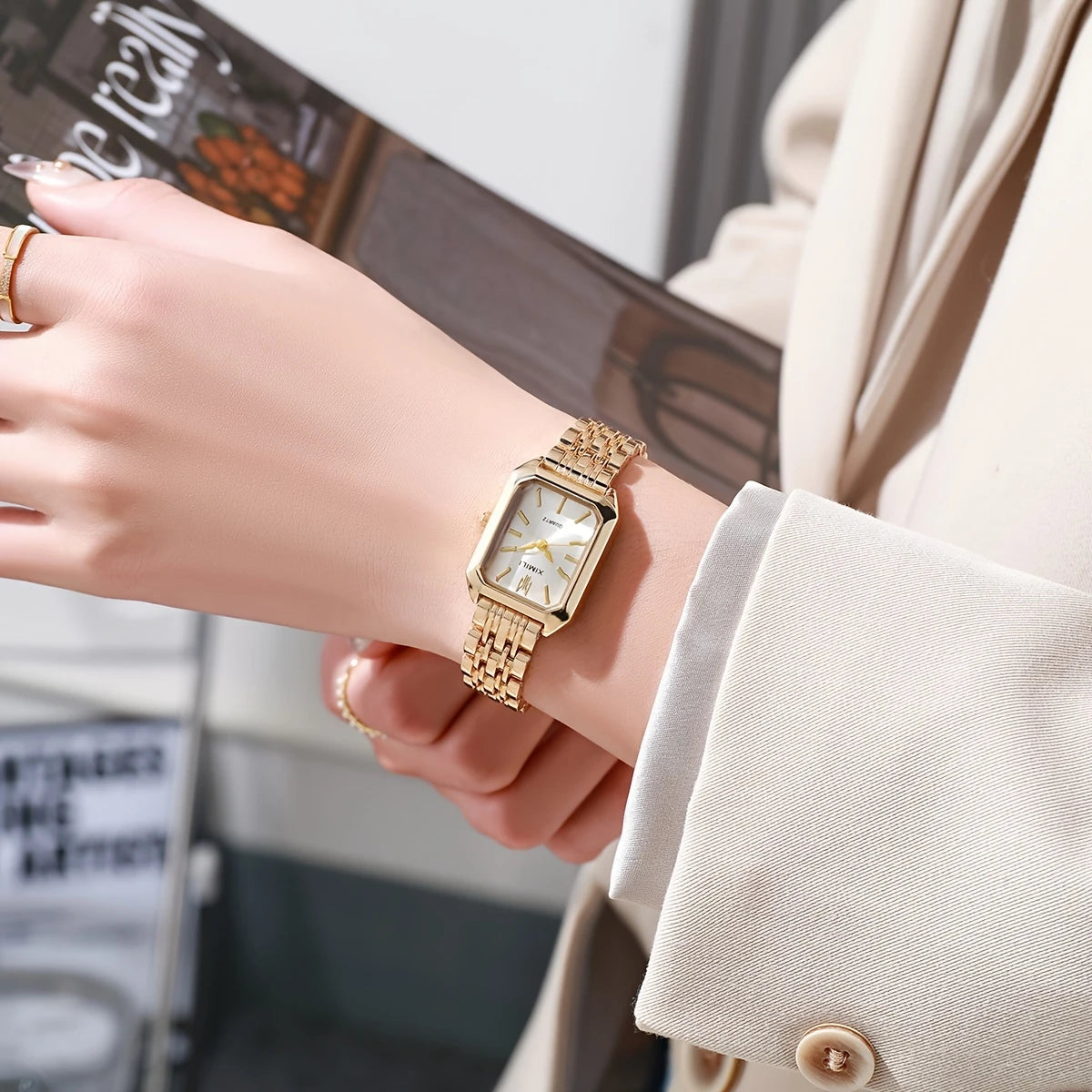 Stylish Rectangle Quartz Watch – Gold Luxury Look